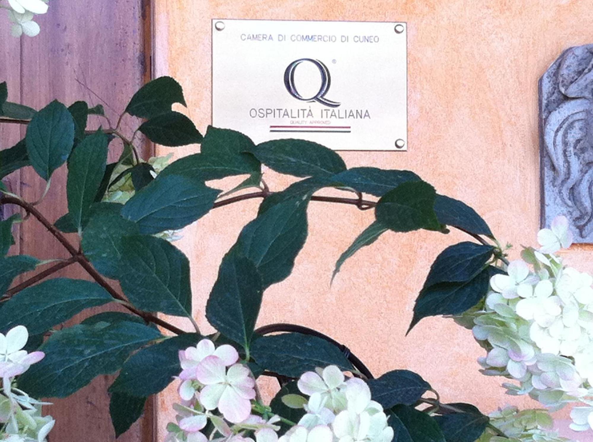Le Lanterne Hotel Borgo San Dalmazzo Luaran gambar