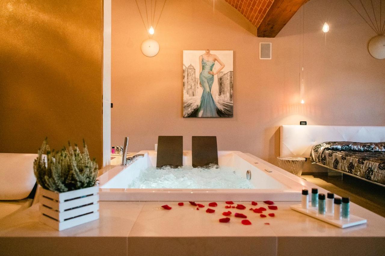 Le Lanterne Hotel Borgo San Dalmazzo Luaran gambar