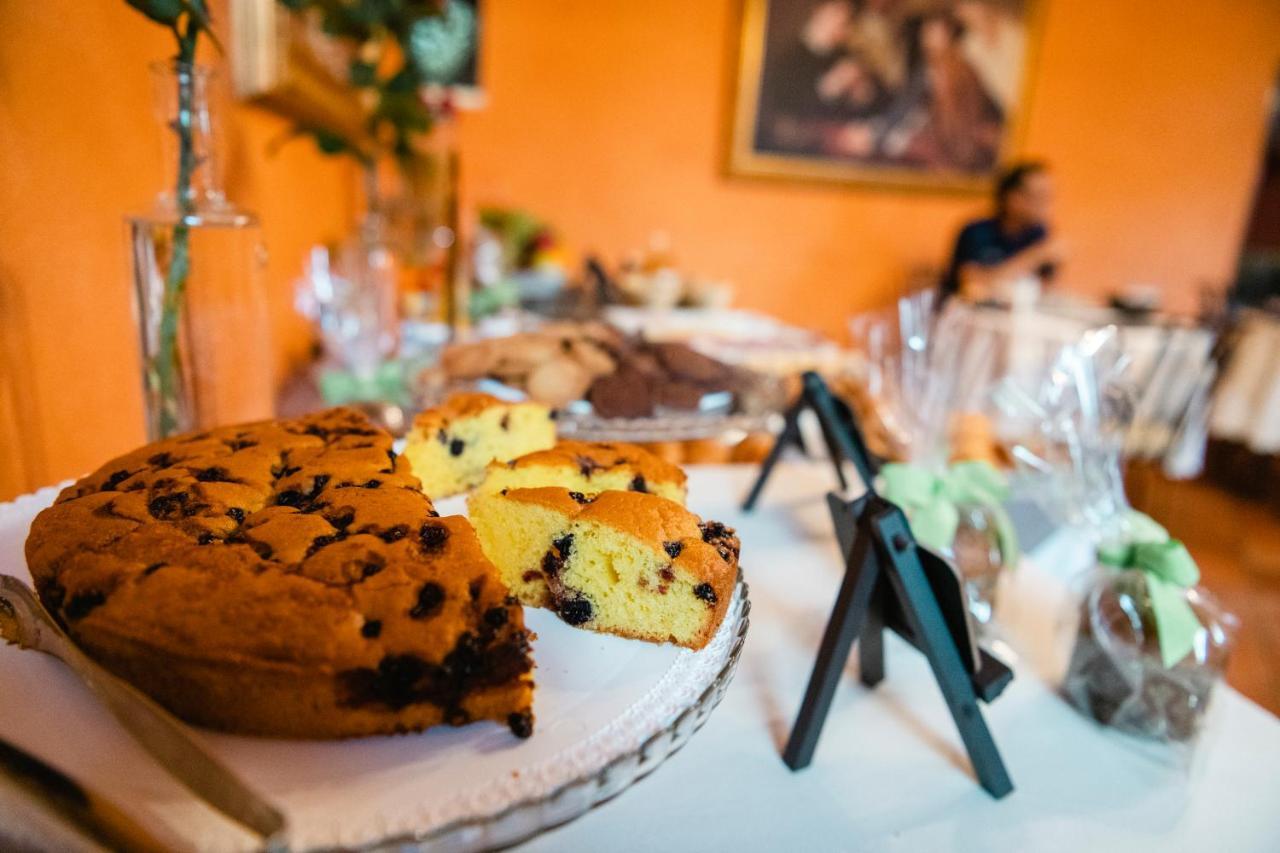 Le Lanterne Hotel Borgo San Dalmazzo Luaran gambar