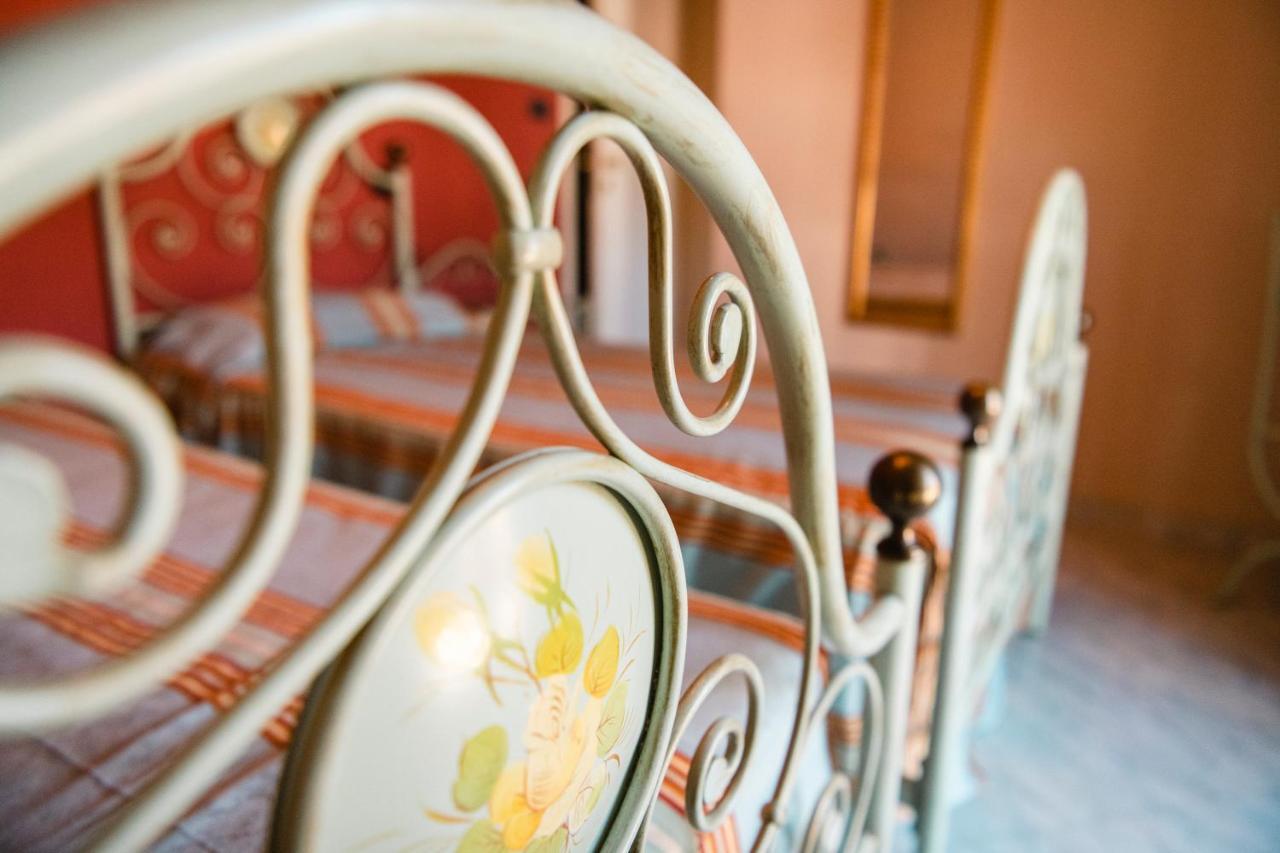Le Lanterne Hotel Borgo San Dalmazzo Luaran gambar